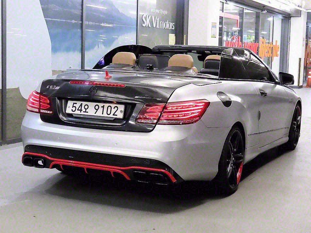 Mercedes Benz E class - Vista 4