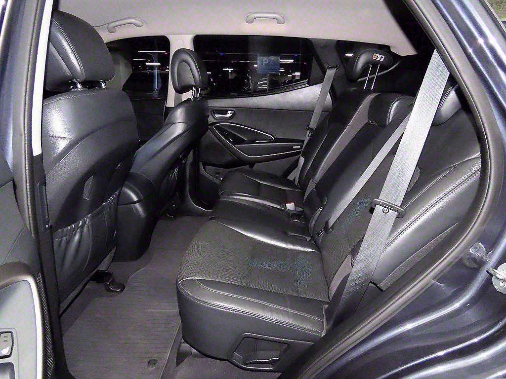HYUNDAI Santa Fe - Vista 7