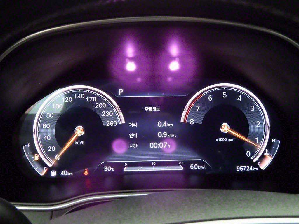 Genesis GV80 - Vista 6