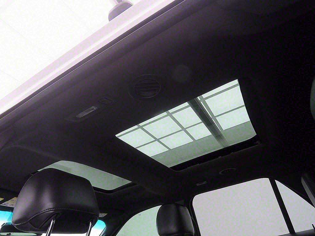 Ford Explorer - Vista 12