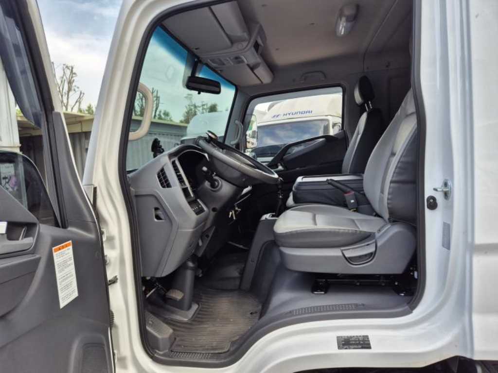 medium and large cargo truck 2021 Blanco - Importación desde Corea - HF Imports Iquique - Foto 14