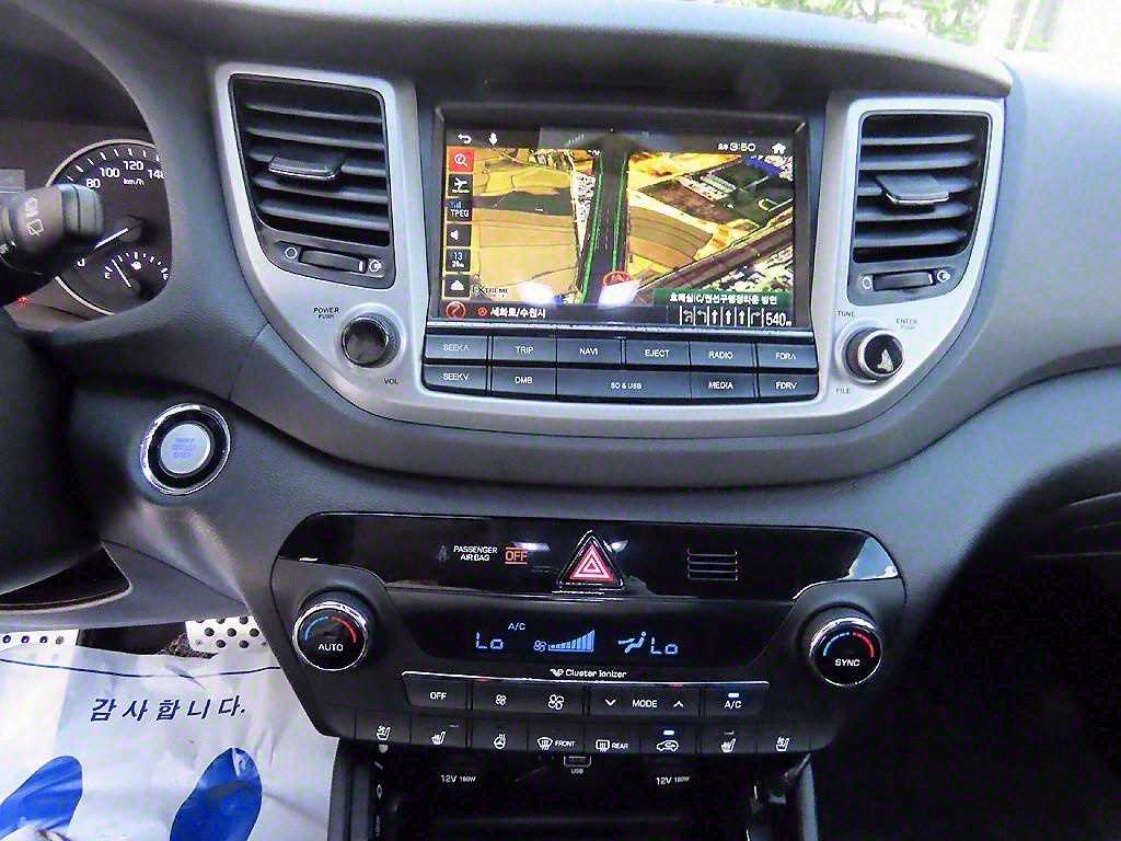 HYUNDAI Tucson 2017 Gris - Importación desde Corea - HF Imports Iquique - Foto 13