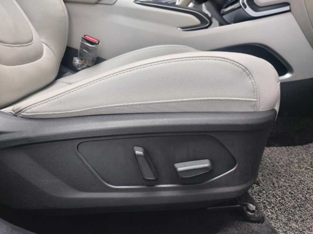 HYUNDAI Tucson - Vista 9