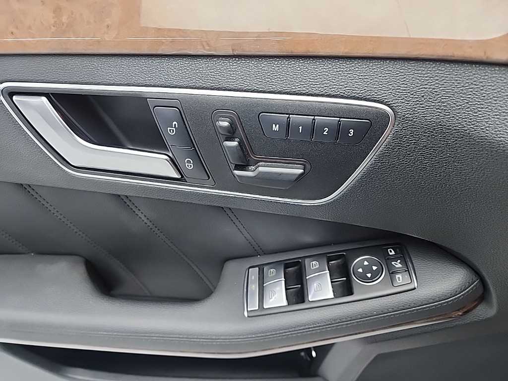 Mercedes Benz E class 2012 Morado - Importación desde Corea - HF Imports Iquique - Foto 16