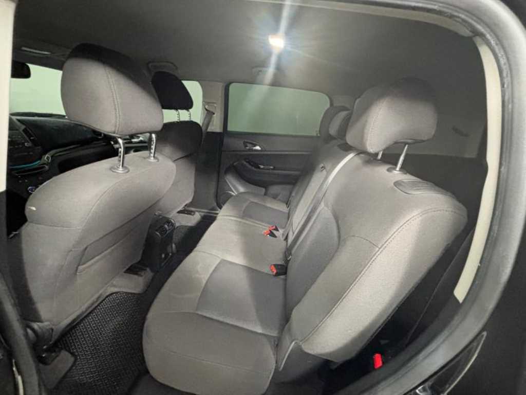 Chevrolet Orlando 2016 Negro - Importación desde Corea - HF Imports Iquique - Foto 15