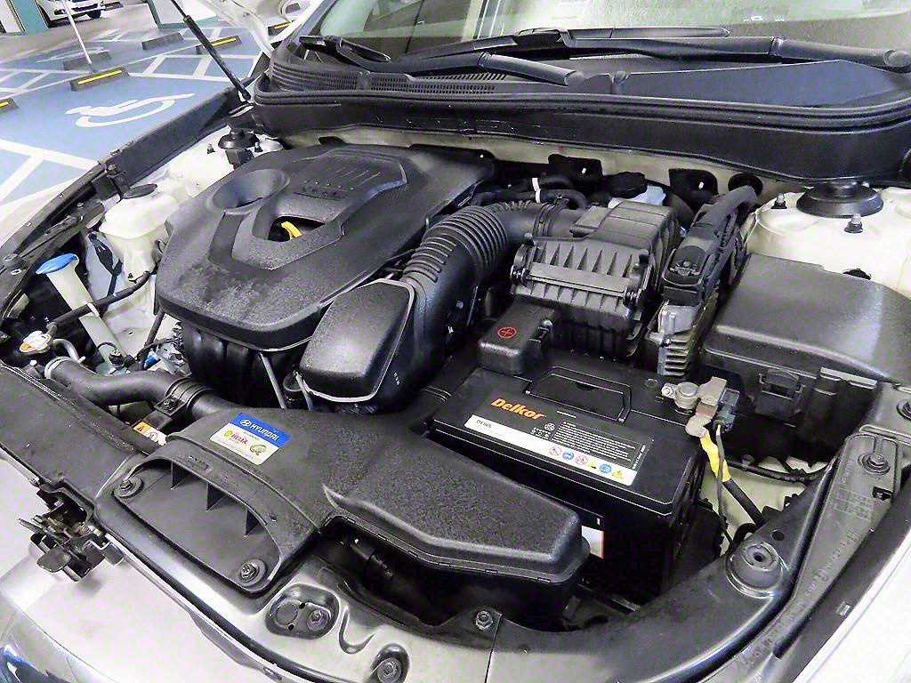 HYUNDAI Sonata 2013 Blanco - Importación desde Corea - HF Imports Iquique - Foto 19