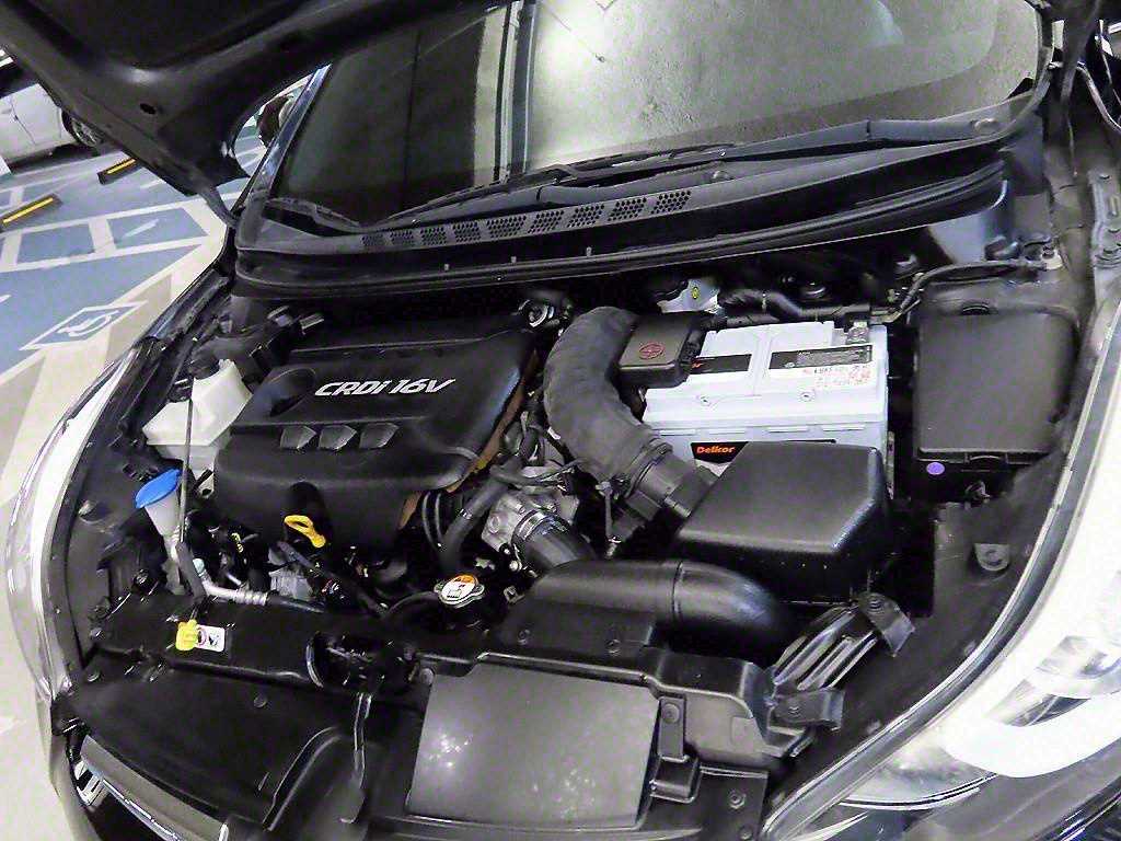 HYUNDAI Avante 2015 Negro - Importación desde Corea - HF Imports Iquique - Foto 19