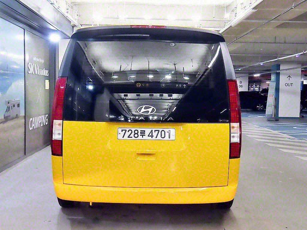 HYUNDAI Staria - Vista 5