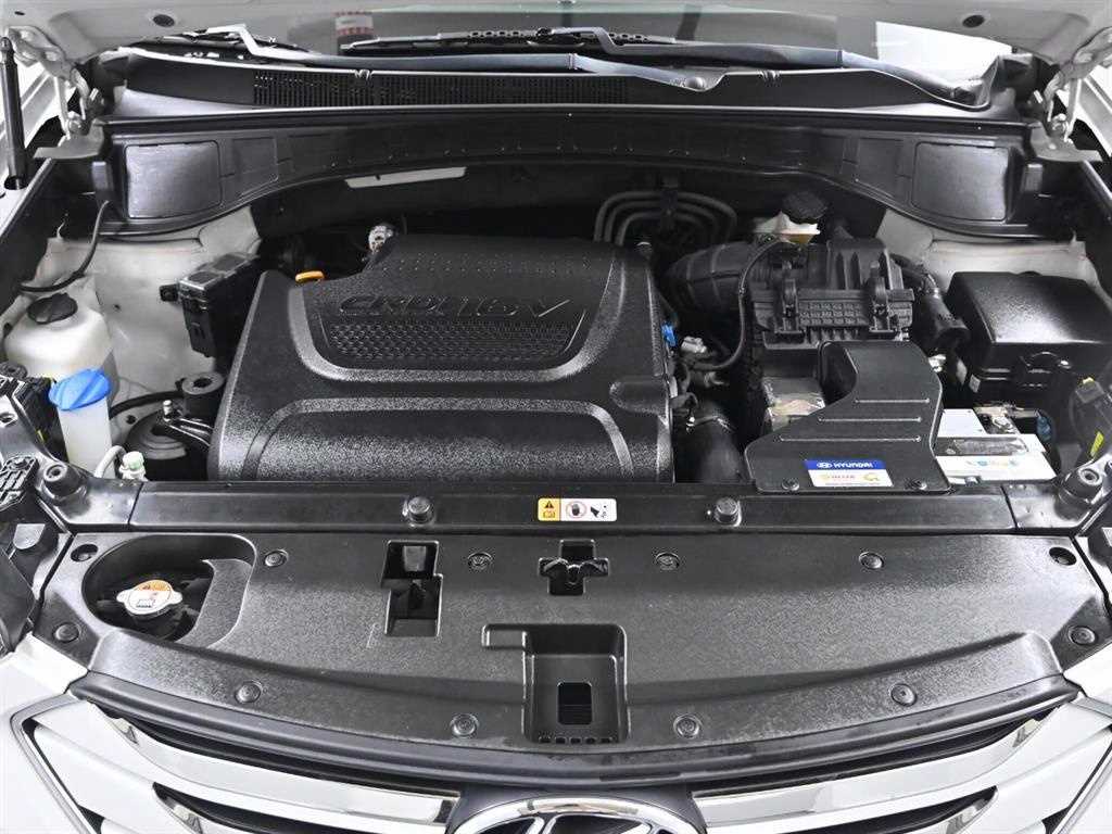 HYUNDAI Santa Fe - Vista 6