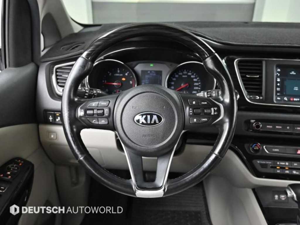 KIA Carnival 2019 Gris - Importación desde Corea - HF Imports Iquique - Foto 13