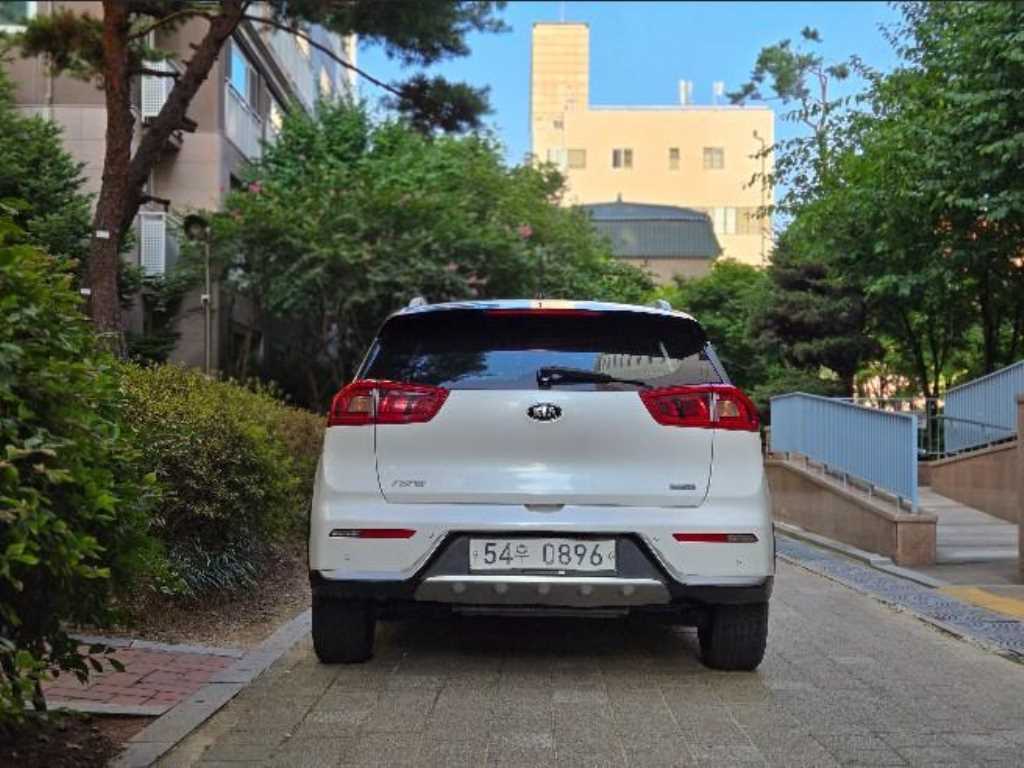 KIA Niro - Vista 6