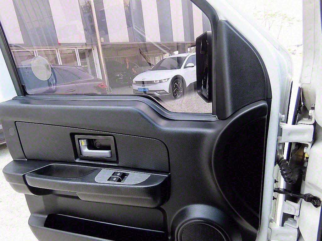 Dongpung So Kon Masada EV - Vista 11