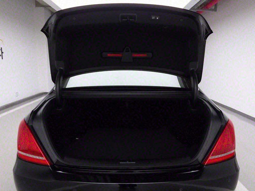 Genesis EQ900 - Vista 5