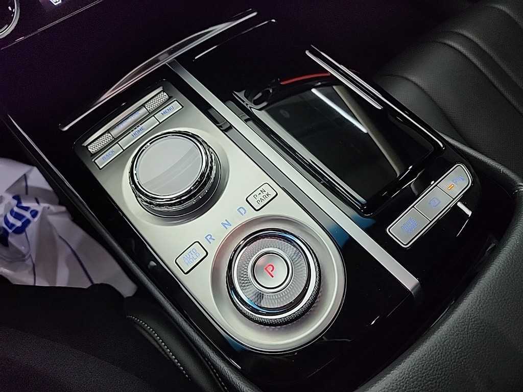 Genesis G80 - Vista 8