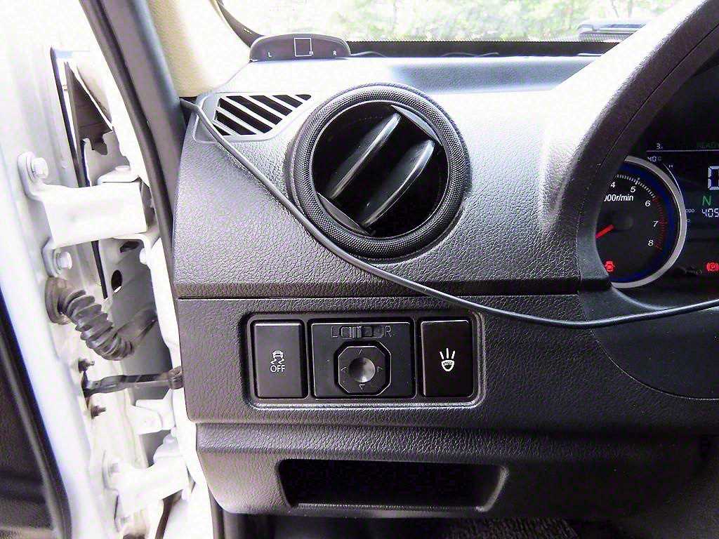 Dongpung So Kon Masada EV - Vista 12