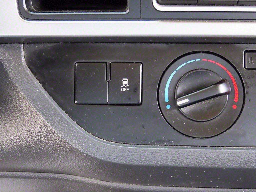 medium and large cargo Cargo 2018 Blanco - Importación desde Corea - HF Imports Iquique - Foto 13