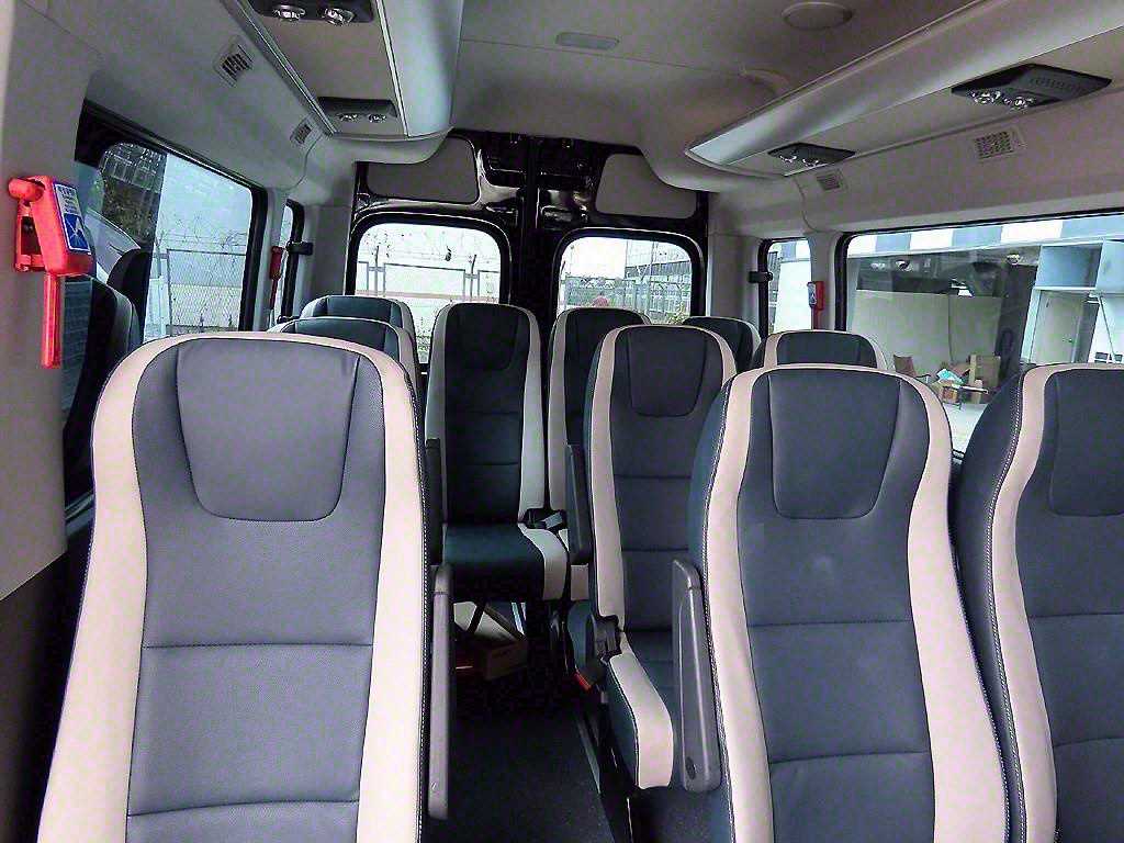 HYUNDAI Solati - Vista 7