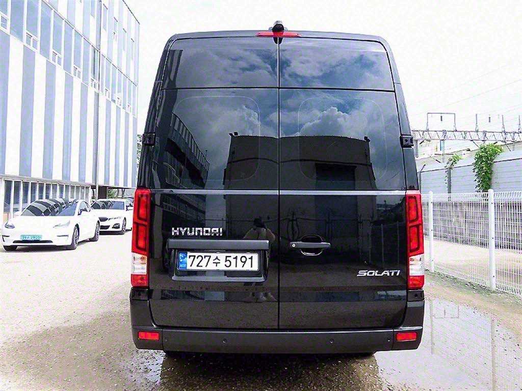 HYUNDAI Solati - Vista 4