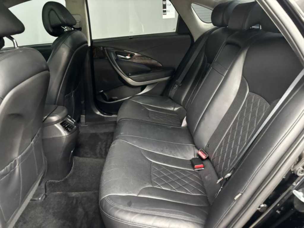 HYUNDAI Aslan - Vista 8