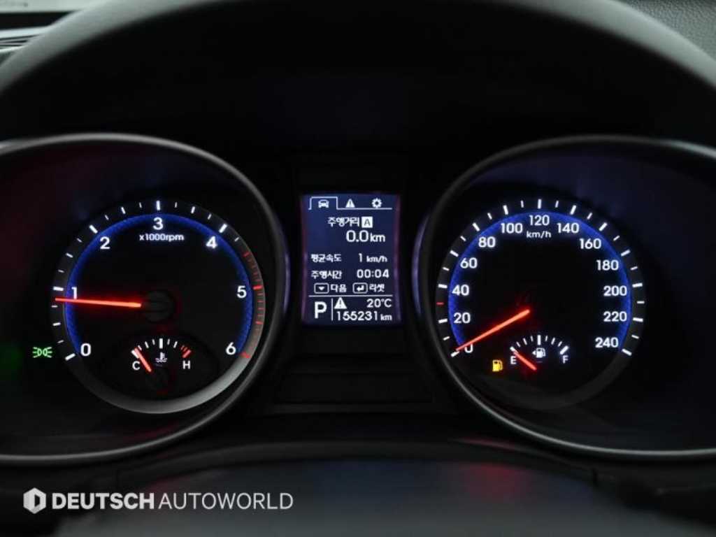 HYUNDAI Maxcruz - Vista 8