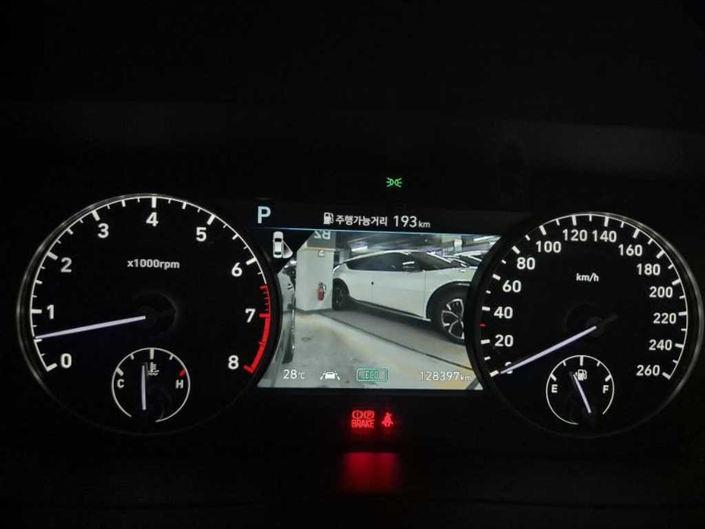 Genesis G90 - Vista 6