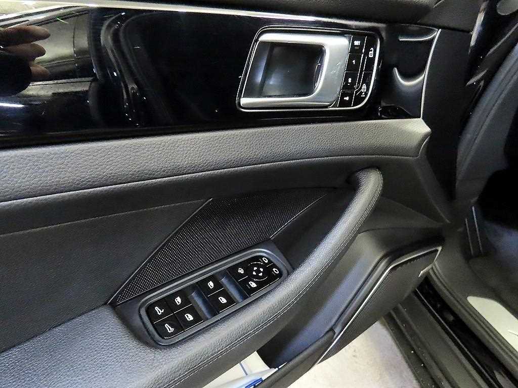 Porsche Panamera 2019 Negro - Importación desde Corea - HF Imports Iquique - Foto 13