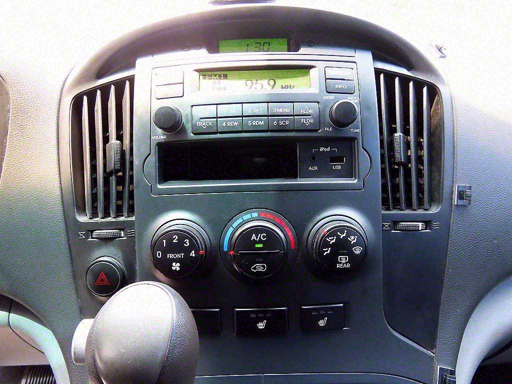 HYUNDAI Starex 2012 Gris - Importación desde Corea - HF Imports Iquique - Foto 13