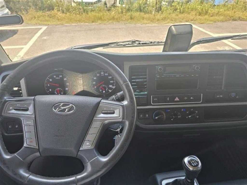 medium and large cargo truck 2022 Blanco - Importación desde Corea - HF Imports Iquique - Foto 13