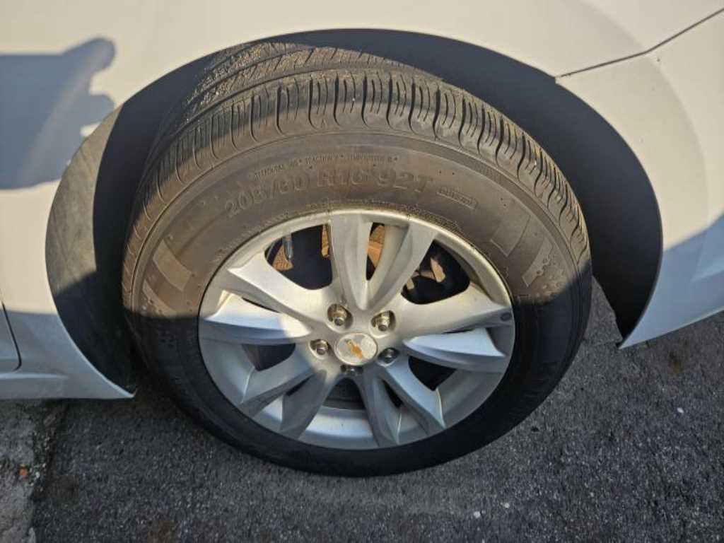 Chevrolet Cruise - Vista 8