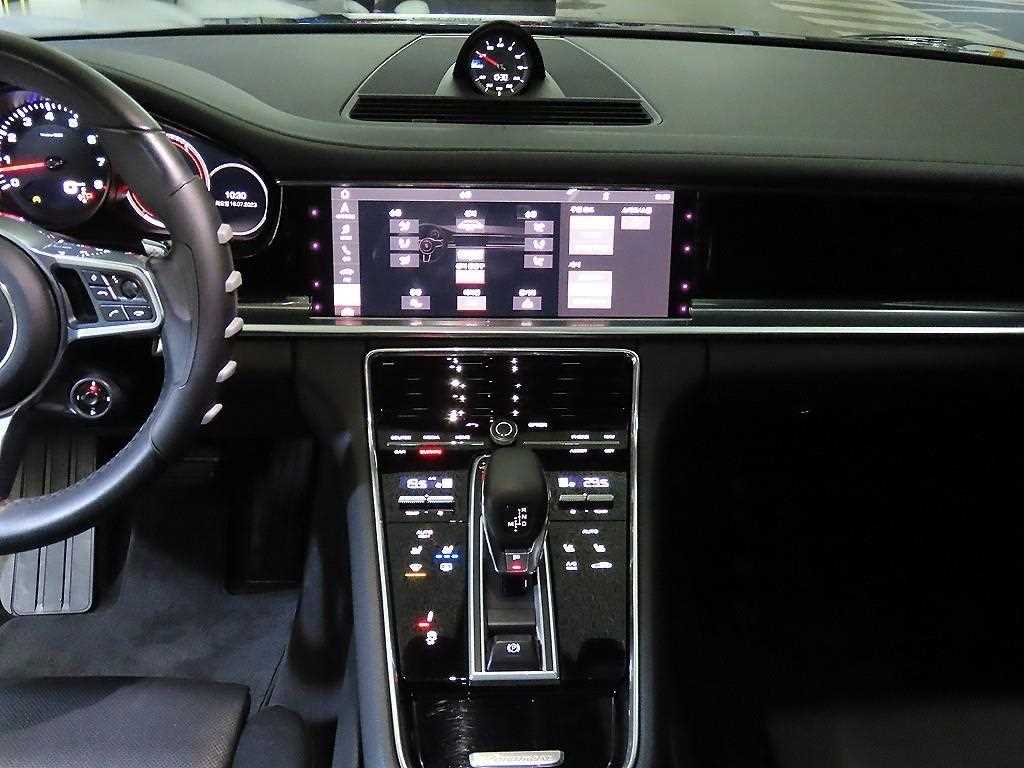 Porsche Panamera - Vista 11