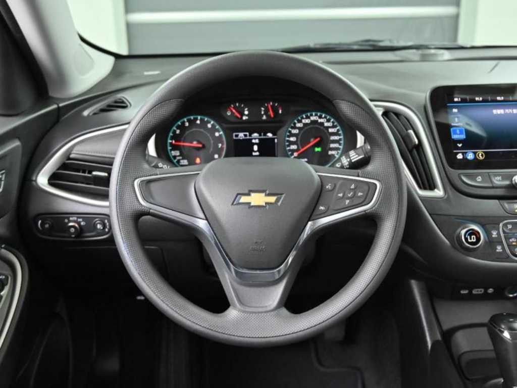 Chevrolet Malibu 2020 Blanco - Importación desde Corea - HF Imports Iquique - Foto 13