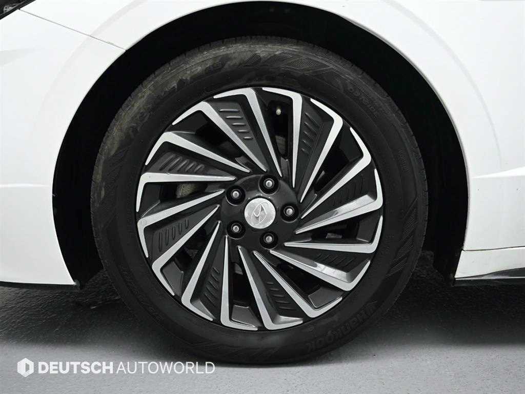 HYUNDAI Sonata - Vista 5