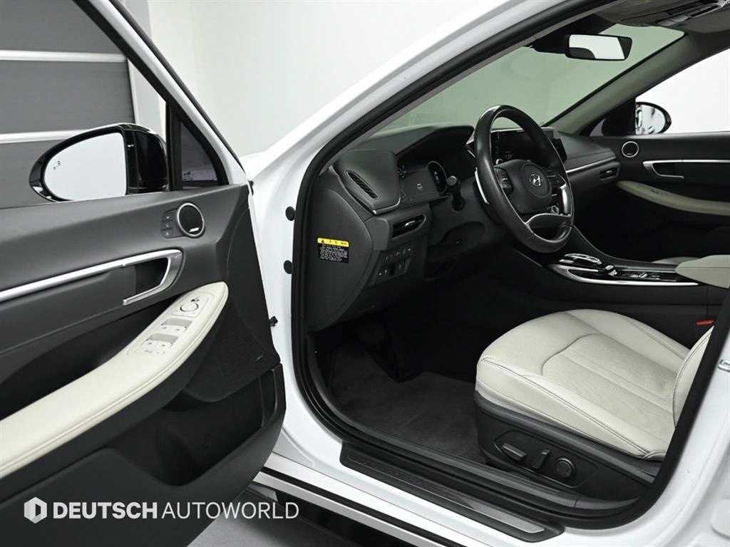 HYUNDAI Sonata - Vista 11