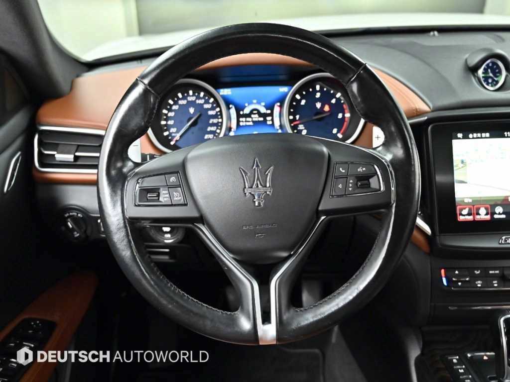 Maserati Ghibli 2018 Blanco - Importación desde Corea - HF Imports Iquique - Foto 13