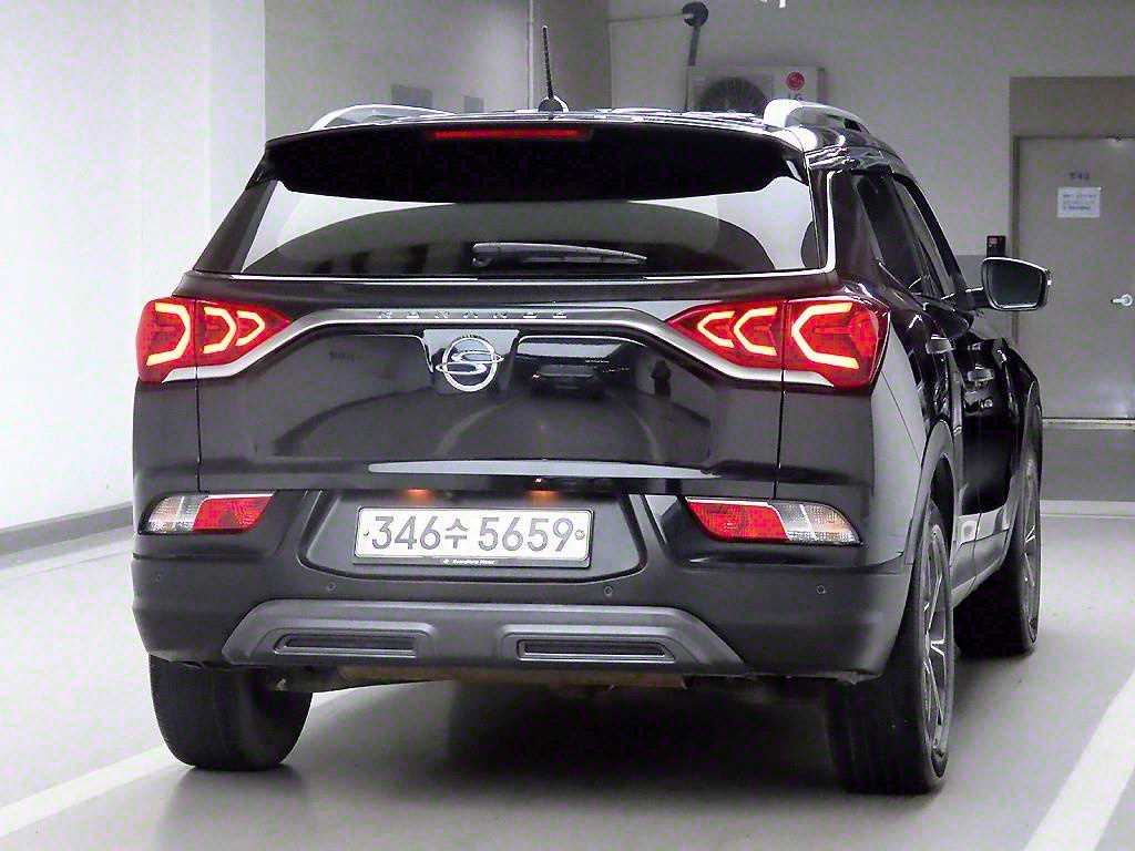 Ssangyong Korando - Vista 4