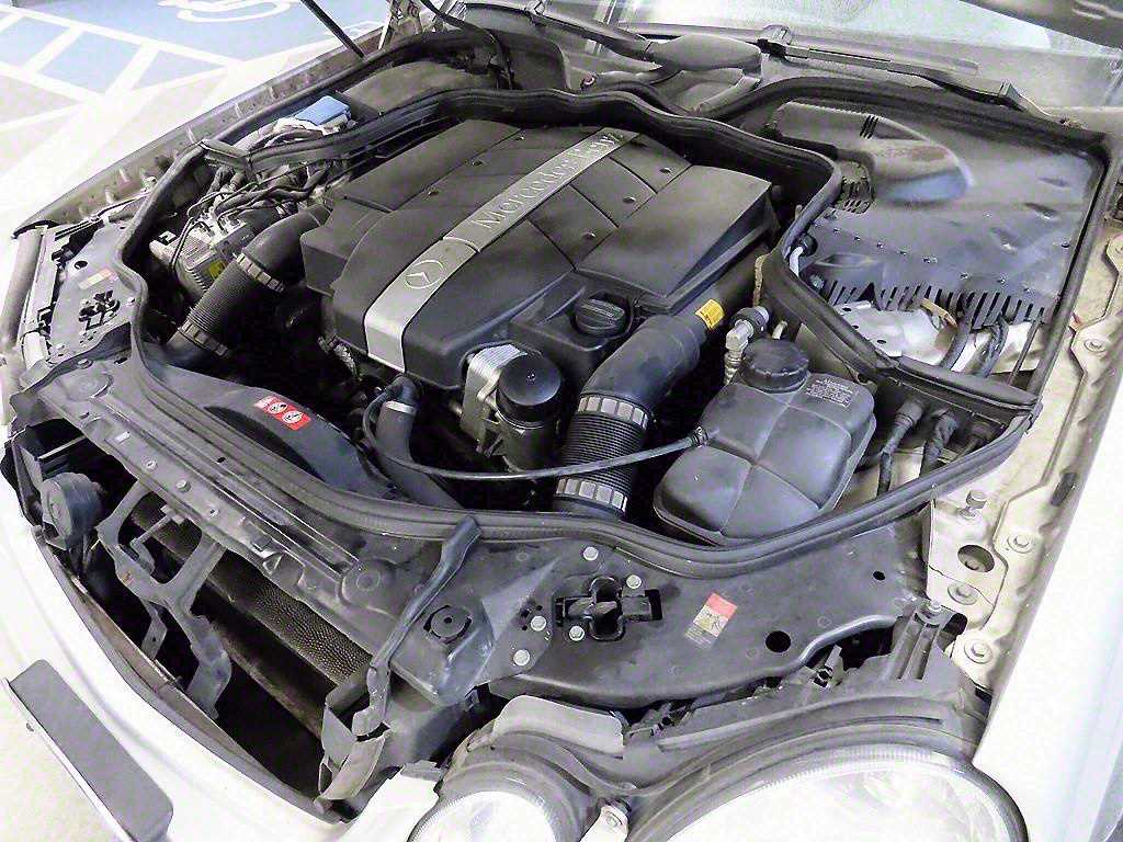 Mercedes Benz E class 2005 Plateado - Importación desde Corea - HF Imports Iquique - Foto 19