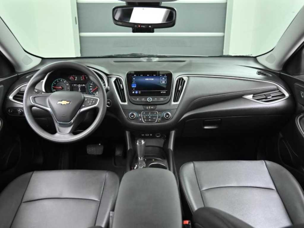 Chevrolet Malibu - Vista 7