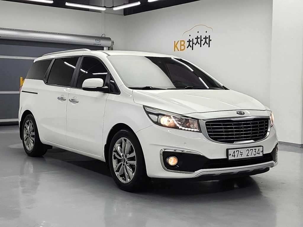 KIA Carnival - Vista 4