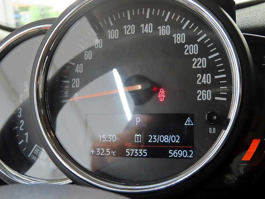 Mini Cooper - Vista 9