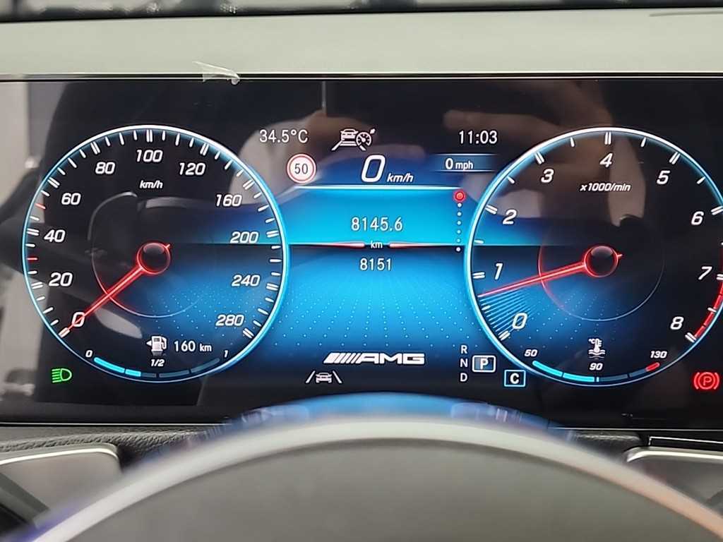 Mercedes Benz GLB Class - Vista 6