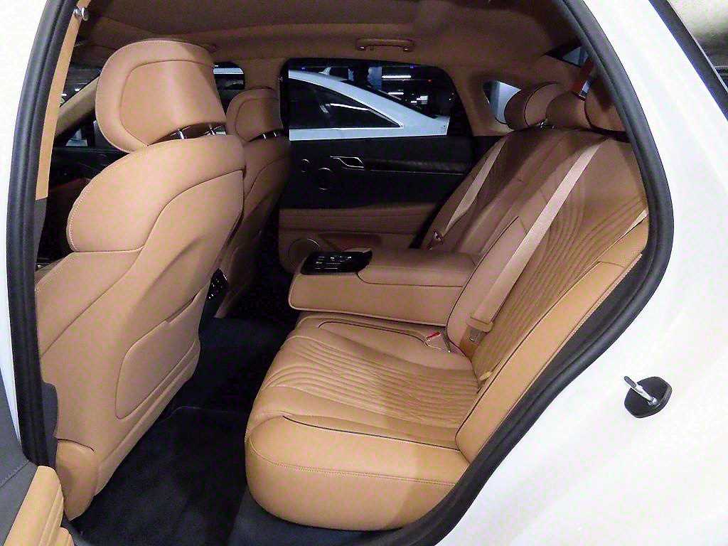 Genesis G80 - Vista 7