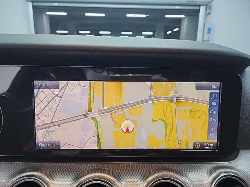 Mercedes Benz E class 2019 Negro - Importación desde Corea - HF Imports Iquique - Foto 15