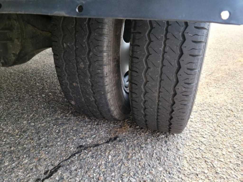 medium and large cargo Cargo 2020 Blanco - Importación desde Corea - HF Imports Iquique - Foto 16