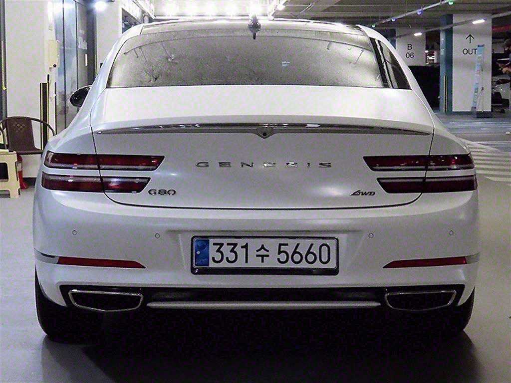 Genesis G80 - Vista 5