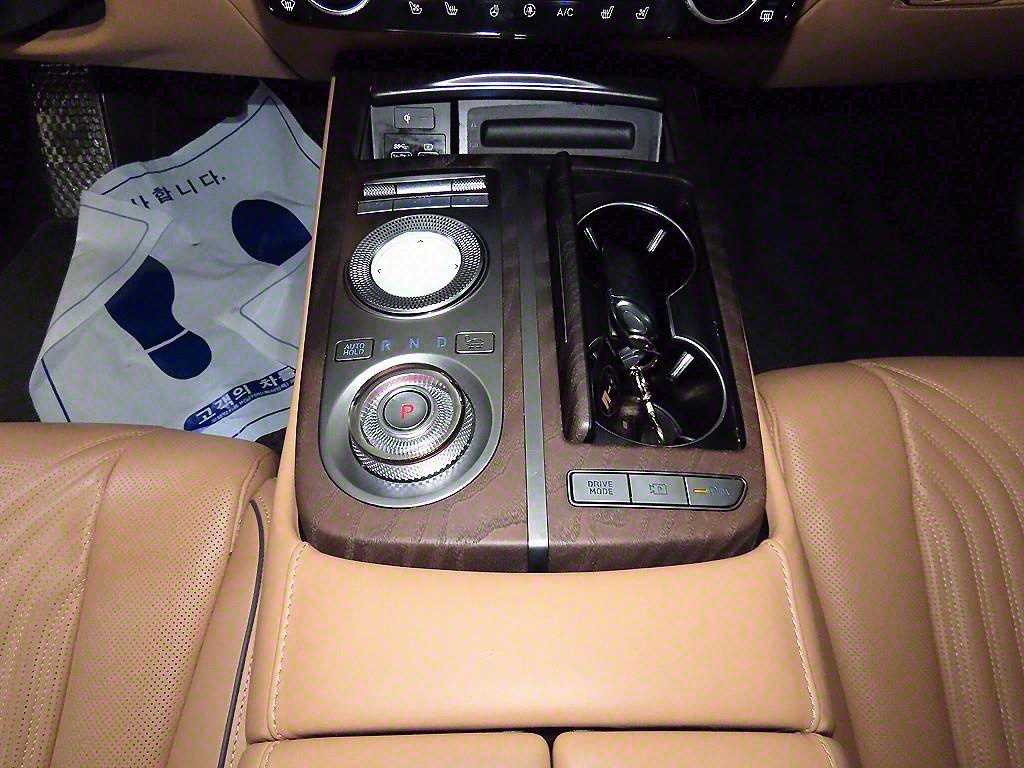 Genesis G80 - Vista 12