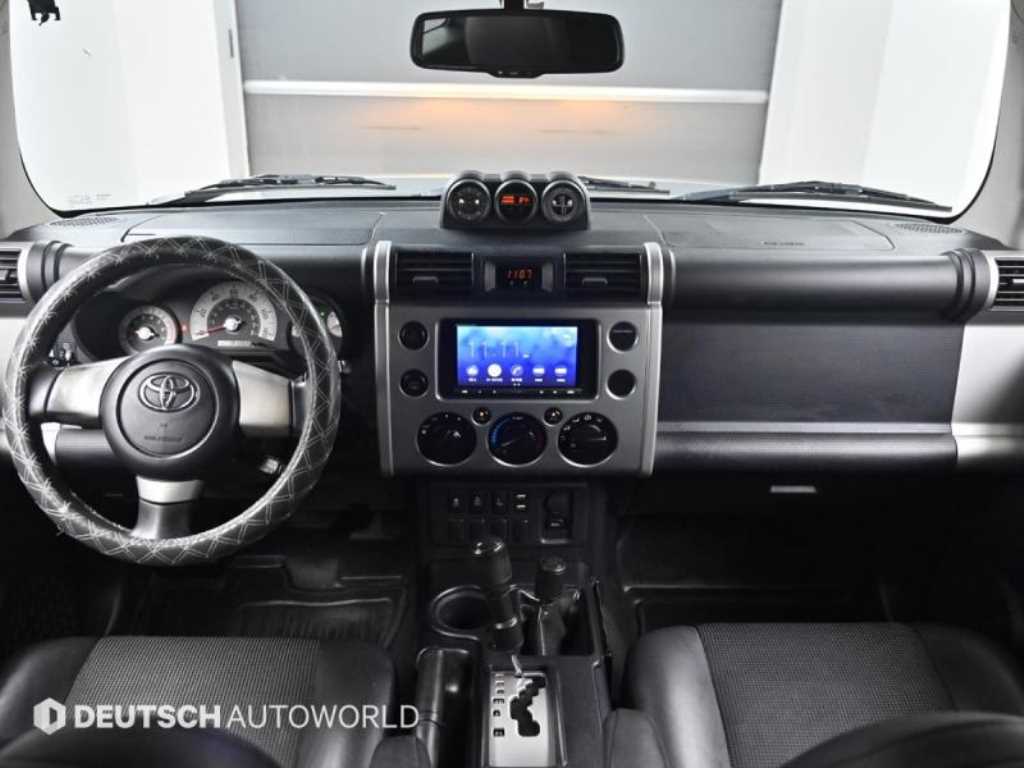 Toyota FJ Cruiser - Vista 7