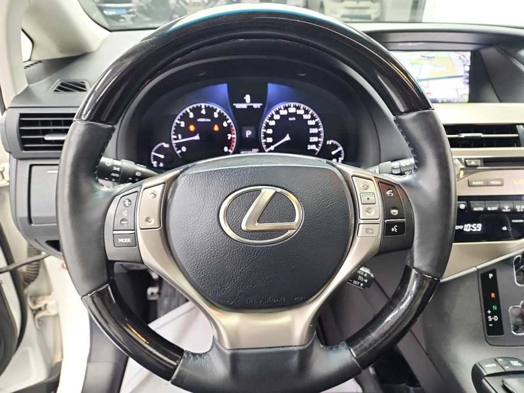 Lexus RX - Vista 9