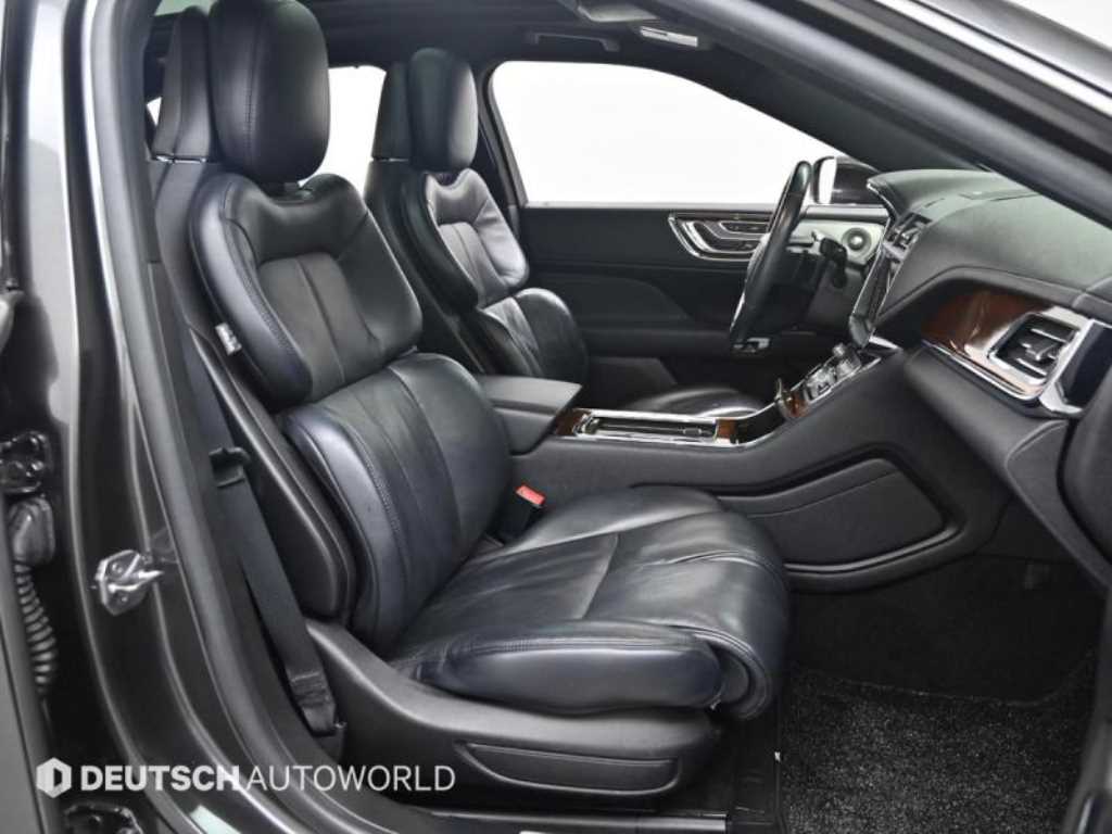 Lincoln Continental - Vista 10