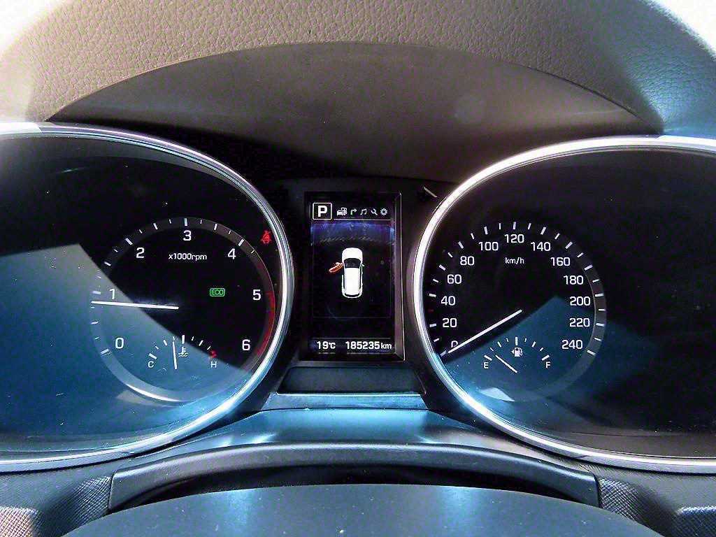 HYUNDAI Santa Fe - Vista 9