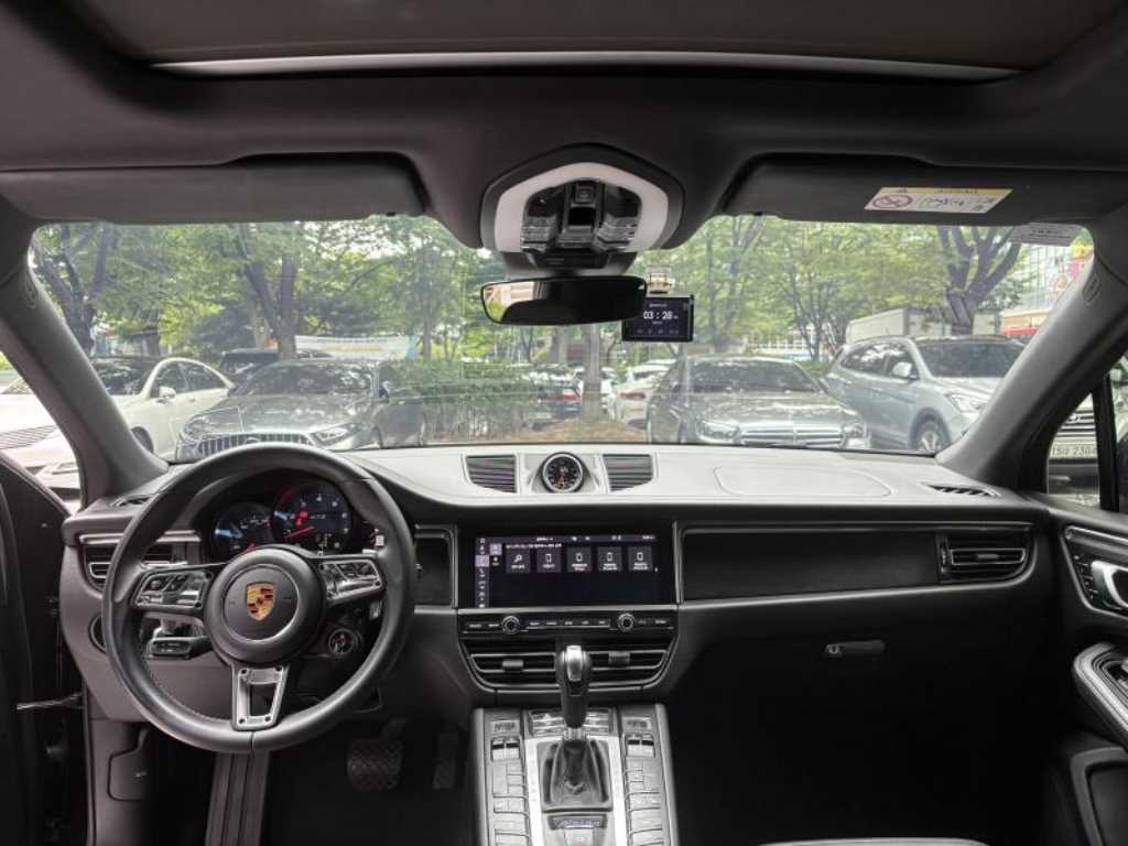 Porsche Macan - Vista 5